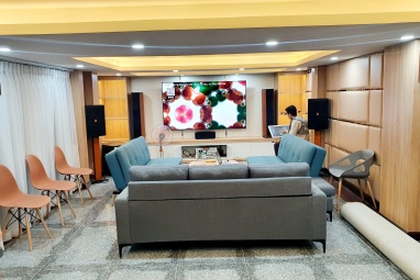 Bộ âm thanh xem phim 4K 7.1 Jamo, Denon, Đầu phát phim Dune