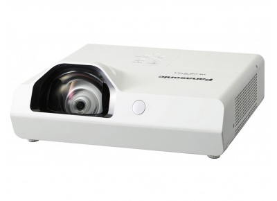 Máy chiếu siêu gần Panasonic PT-TW370