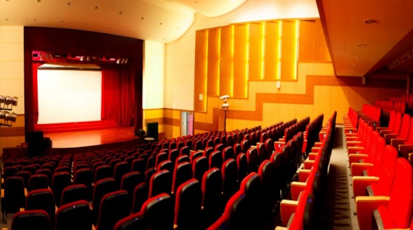 Nhung-luu-y-quan-trong-khi-lap-dat-am-thanh-hoi-truong