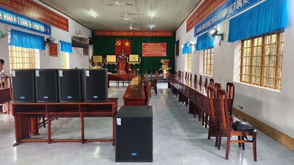 lap-dat-bo-am-thanh-hoi-truong