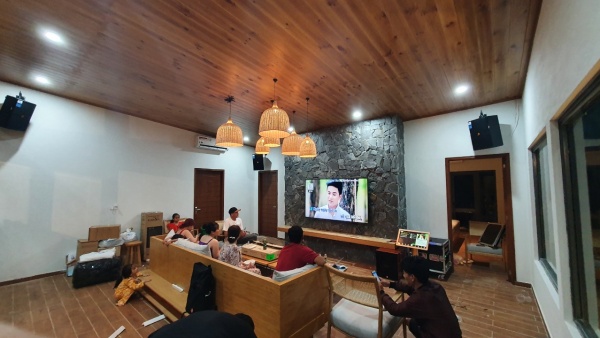 Dịch Vụ bảo trì kiểm tra và căn chỉnh lại dàn karaoke tại nhà ở Hồ Chí Minh (2)