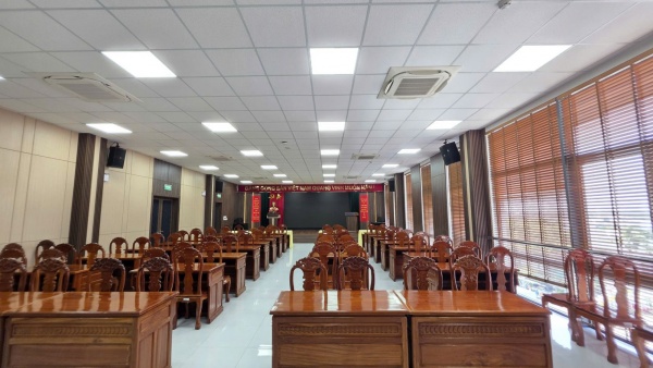 lắp đặt âm thanh phòng hội trường