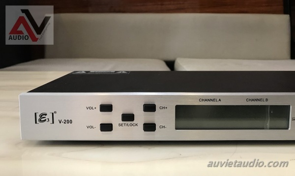 Review-micro-E3-V200