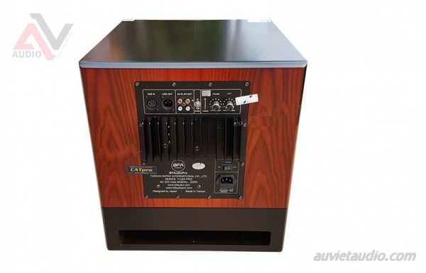 Tu-van-cach-chon-loa-sub-hat-karaoke-hay-nhat