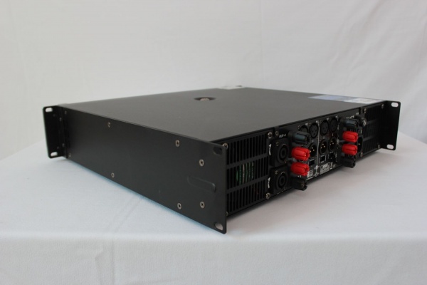 Review-main-cong-suat-karaoke-E3-TX-12000