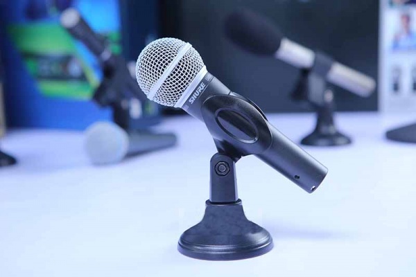 micro-co-day-shure-sm58-lc