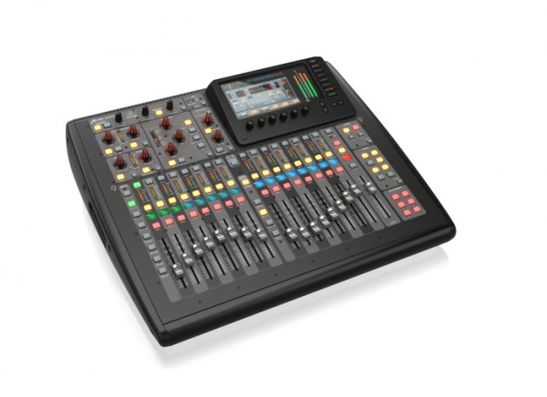 Bàn Mixer Behringer X32 Compact