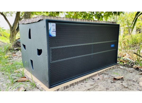 Loa Sub Kep E3 RS218 ( 2 bass 50cm )