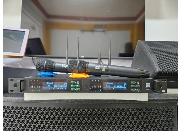 Micro KTreasure GS810 micro sự kiện 4 râu