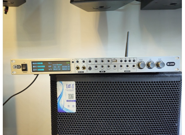 Vang cơ BO M200 hát hay chỉnh dễ