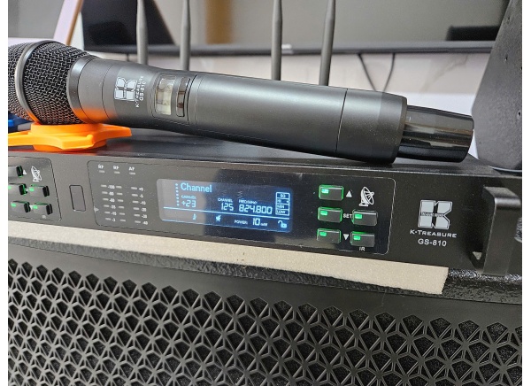 Micro KTreasure GS810 micro sự kiện 4 râu