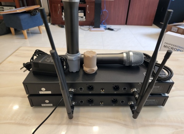 micro-khong-day-e3-v660s