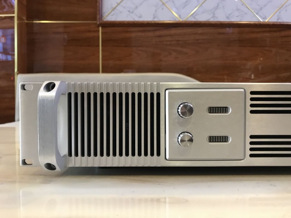 Main-karaoke-E3-TX-4800-PRO