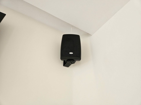 âm thanh cho quán caffe