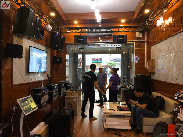 Lap-dat-dan-karaoke-gia-dinh-chuyen-nghiep-uy-tin