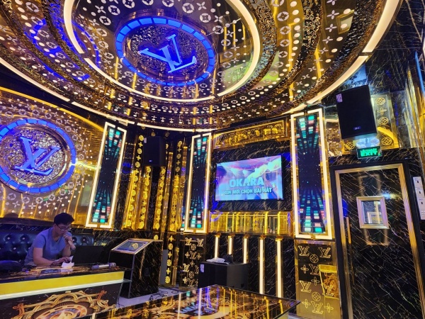 lap-dat-am-thanh-karaoke-tai-long-xuyen