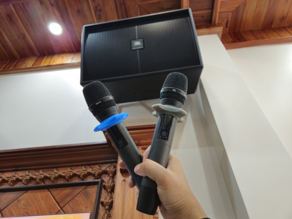 dàn karaoke gia đình thương hiệu jbl