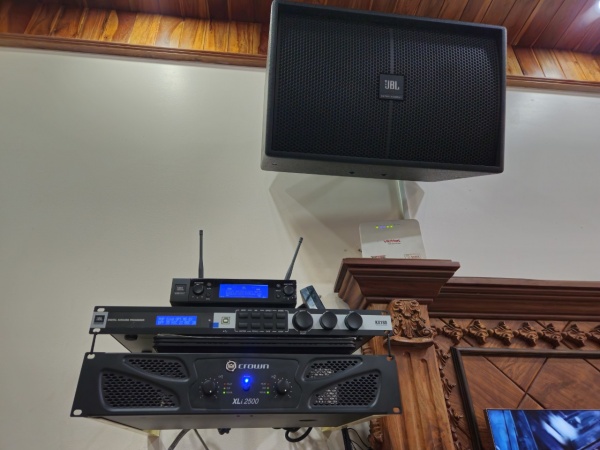 dàn karaoke gia đình thương hiệu jbl