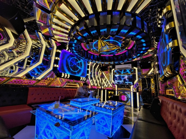 lap-dat-dan-karaoke-kinh-doanh-mc2-group