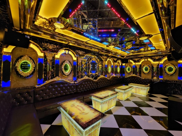 lap-dat-dan-karaoke-kinh-doanh-mc2-group