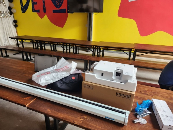 may-chieu-xem-bong-da