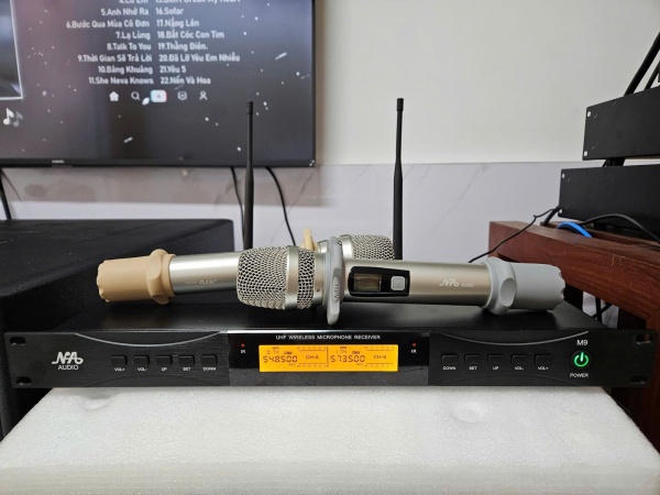 micro hat karaoke NA M9