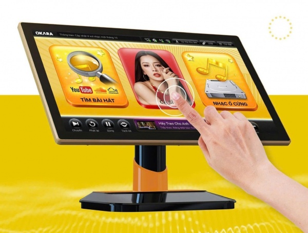 màn hình chọn bài hát okara c21