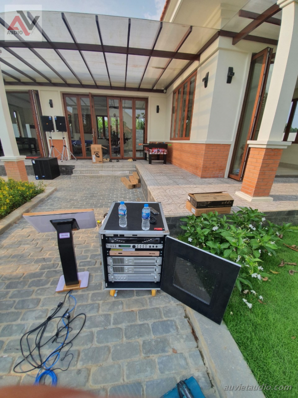 Lap-dat-dan-karaoke-gia-dinh-VIP-tai-Binh-Duong