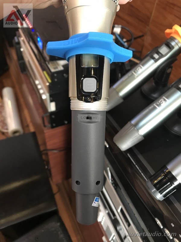 Review-micro-E3-V200