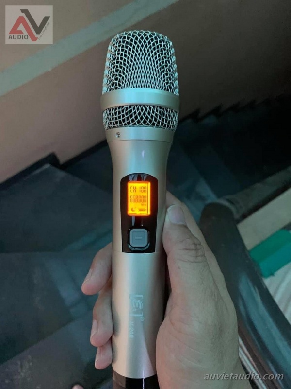 Review-micro-E3-V200